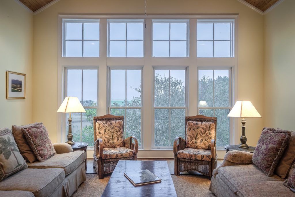 Instualted Glass Display